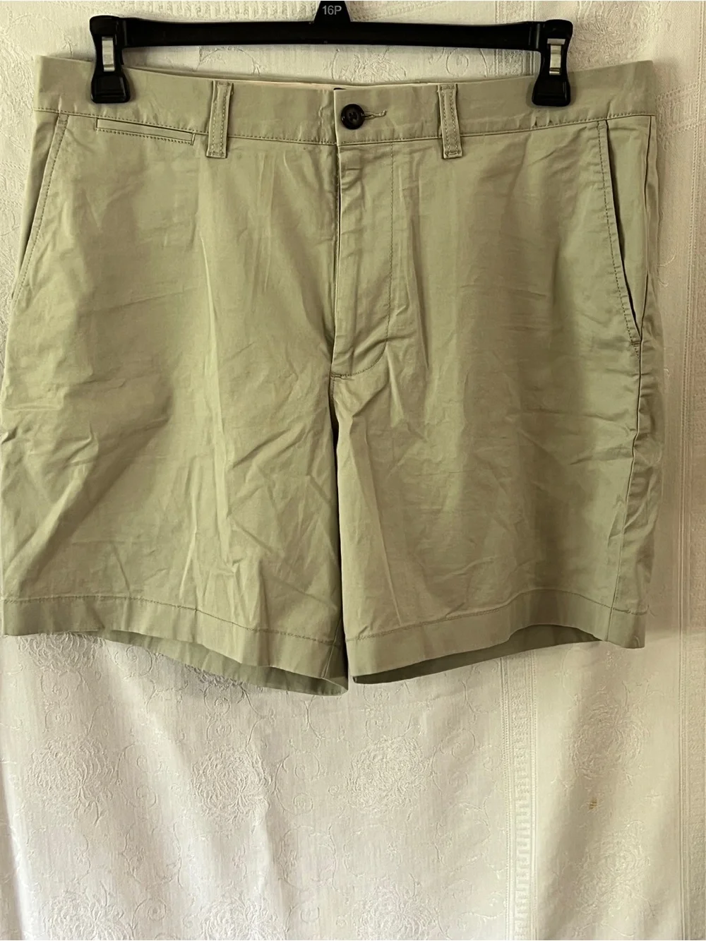 J. Crew Men's Re-Imagined Cotton Chino Shorts - Light Tan Waist 34